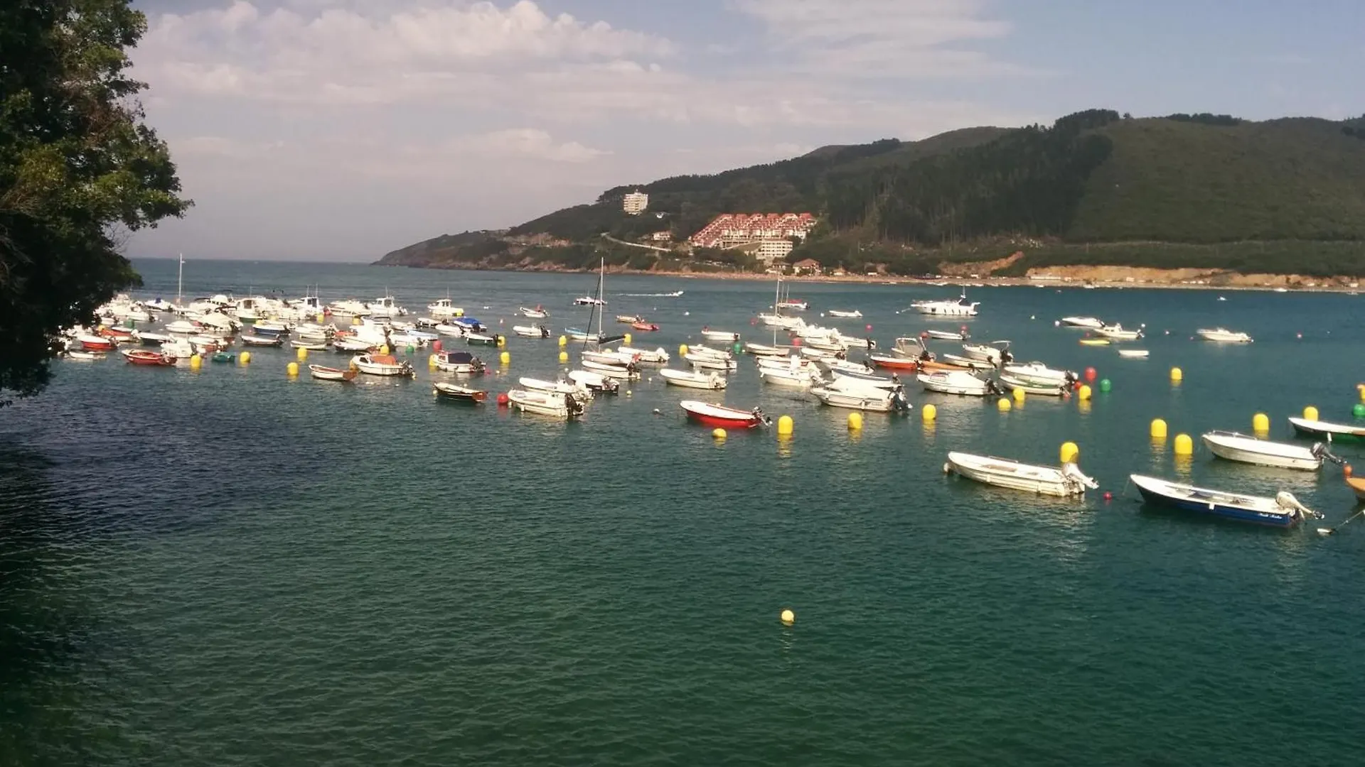 El Mirador Panoramico De Mundaka, Con Garajeアパートメント アパート ムンダカ