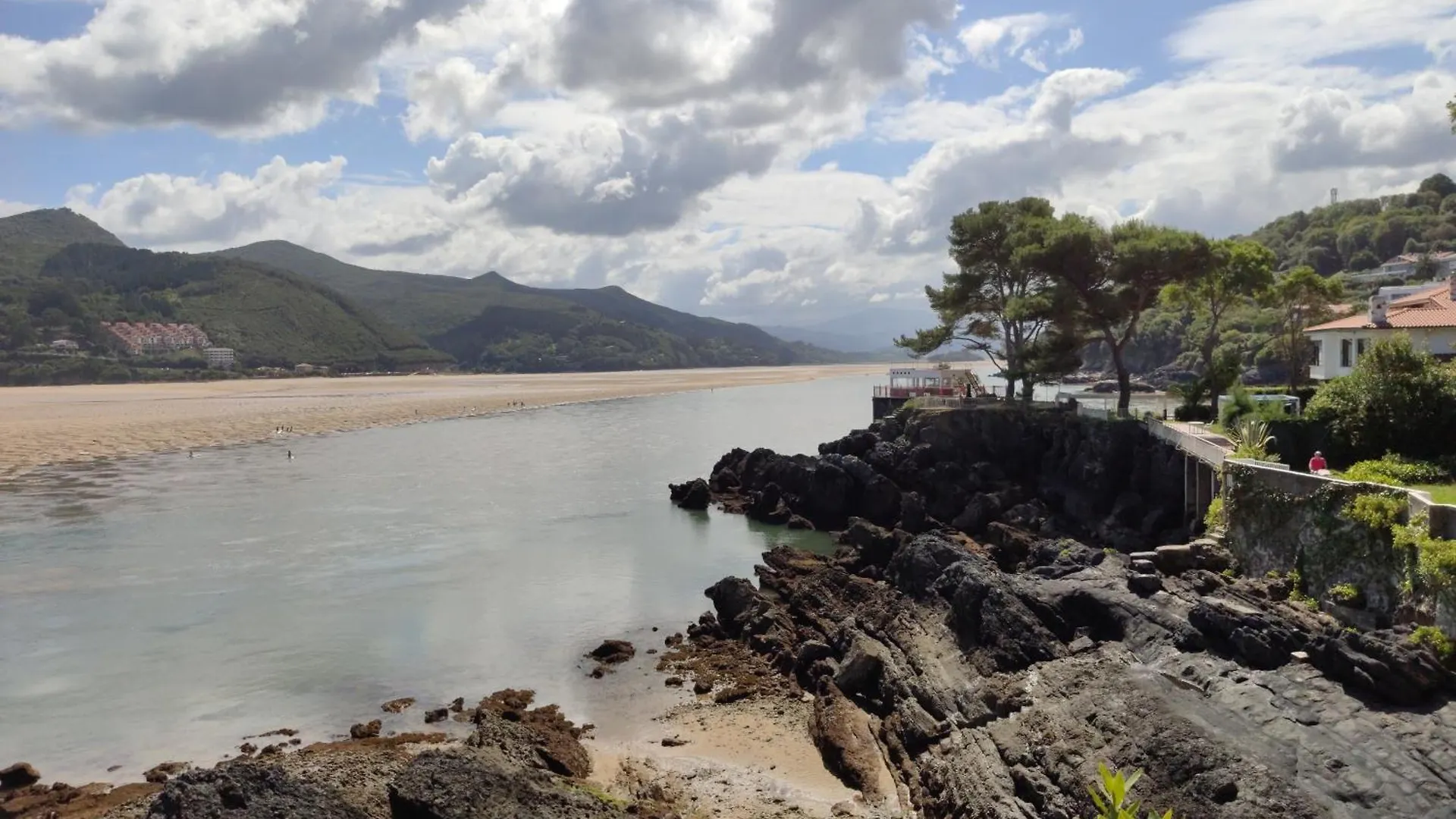 El Mirador Panoramico De Mundaka, Con Garajeアパートメント スペイン