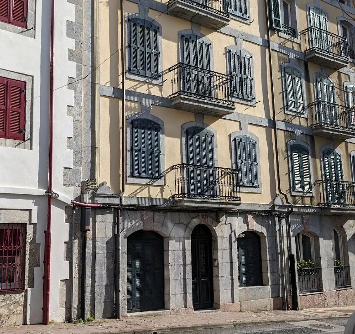 El Mirador Panoramico De Mundaka, Con Garajeアパートメント アパート
